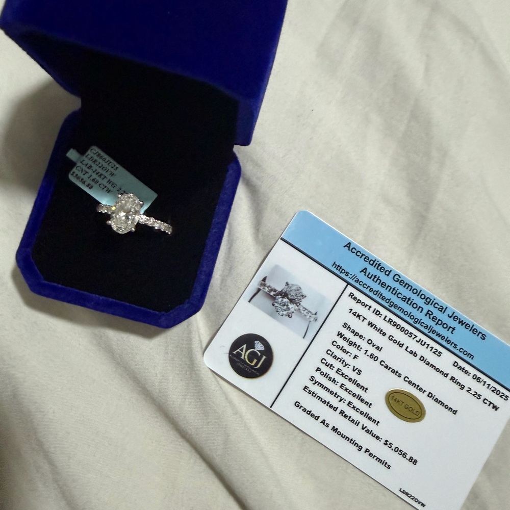 14kt white gold lab diamond ring 2.25 ctw